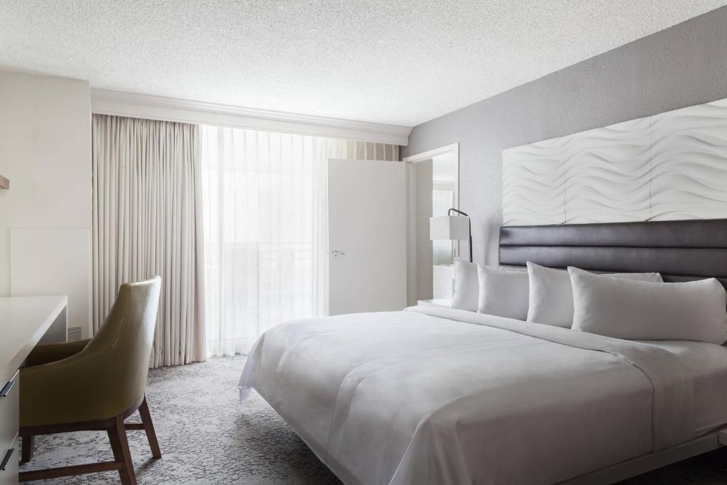 Fort Lauderdale Marriott North - 