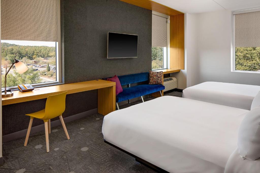 Aloft by Marriott Chapel Hill photo