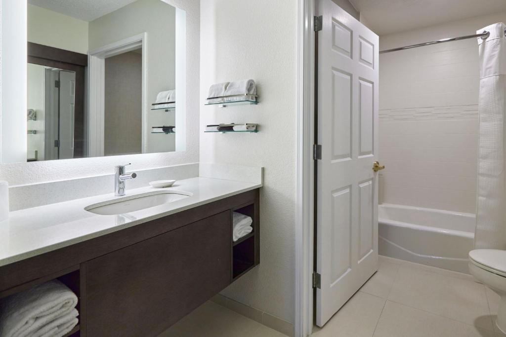 Koupelna v ubytování Residence Inn Eugene Springfield