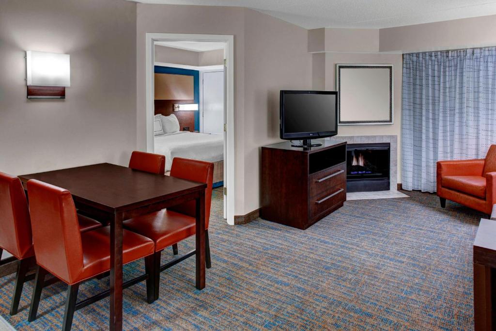 Residence Inn by Marriott Cleveland Beachwood photo