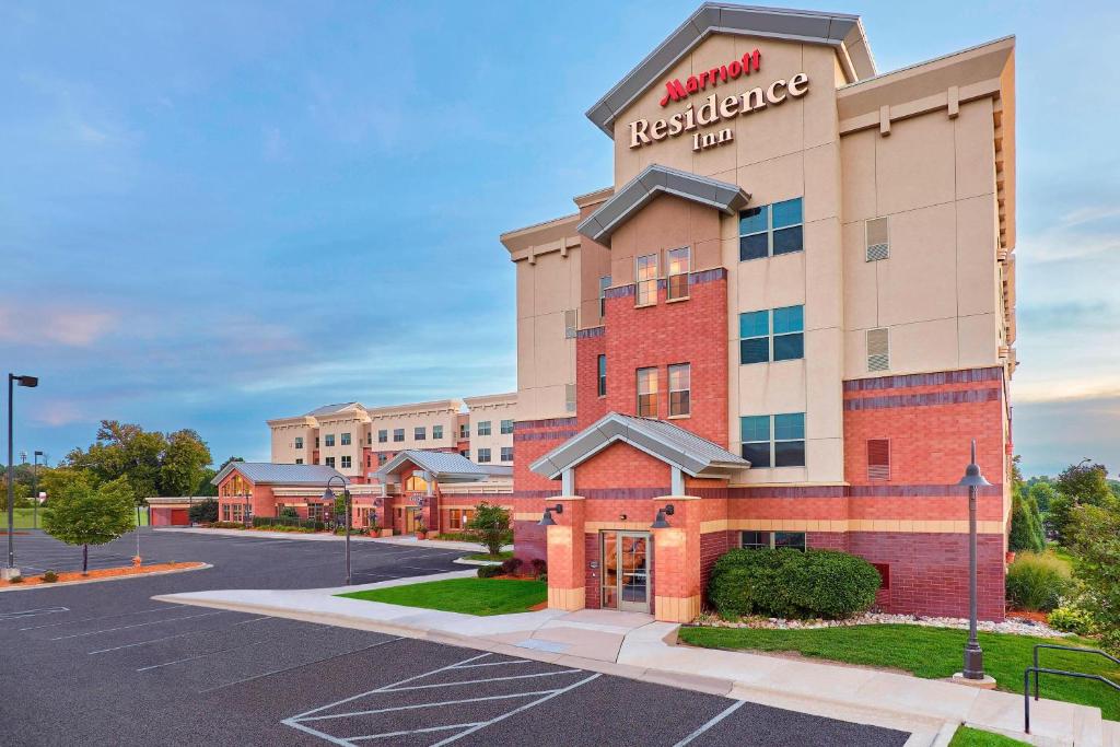 Residence Inn Minneapolis Plymouth photo