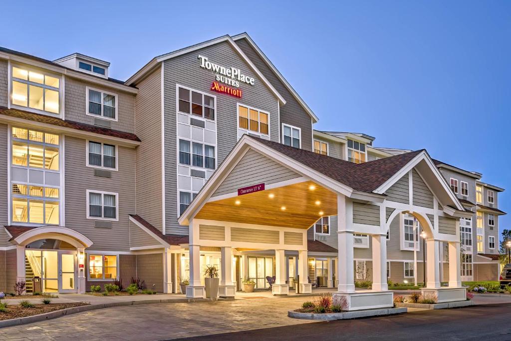 a rendering of the front of a hotel at TownePlace Suites by Marriott Wareham Buzzards Bay in Wareham