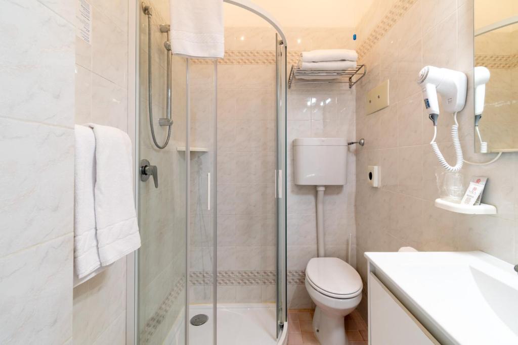 Koupelna v ubytování Hotel Ettoral