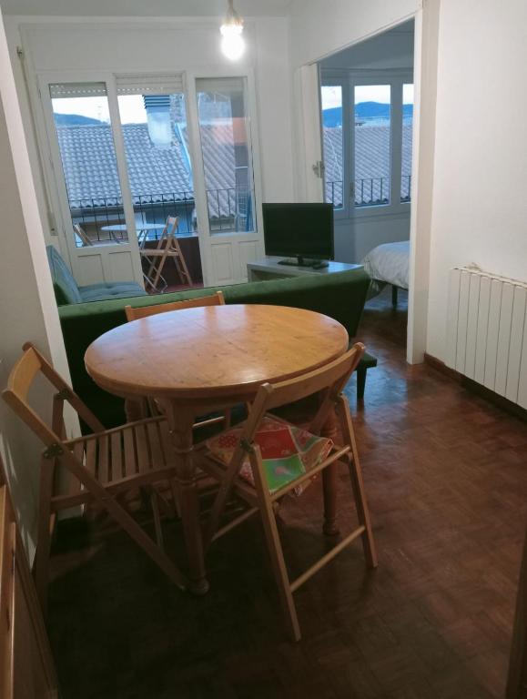 Luminoso, céntrico y silencioso apartamento - Apartamento De Una Habitación