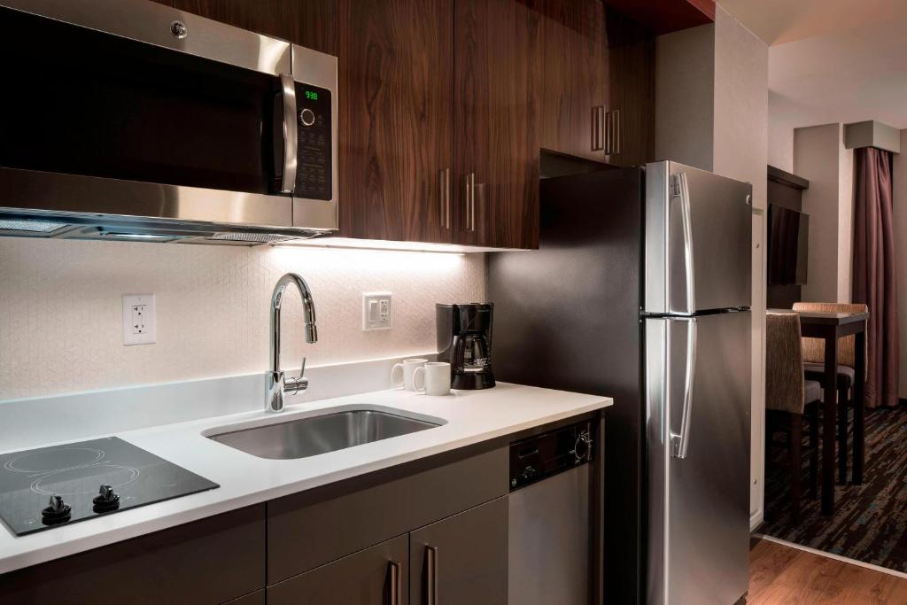 Residence Inn by Marriott Seattle Downtown Convention Center - King Studio With Sofa Bed