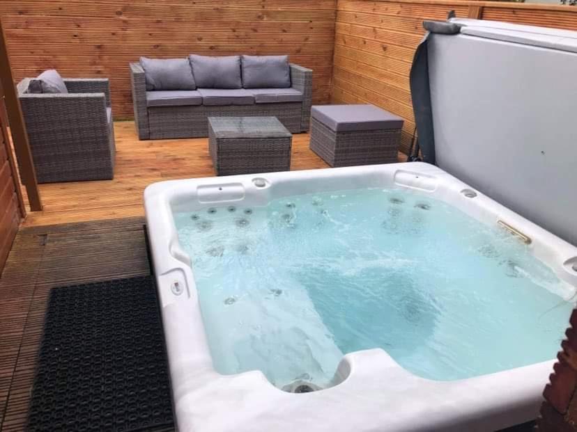 Twin Lodge, Morpeth (updated prices 2024)