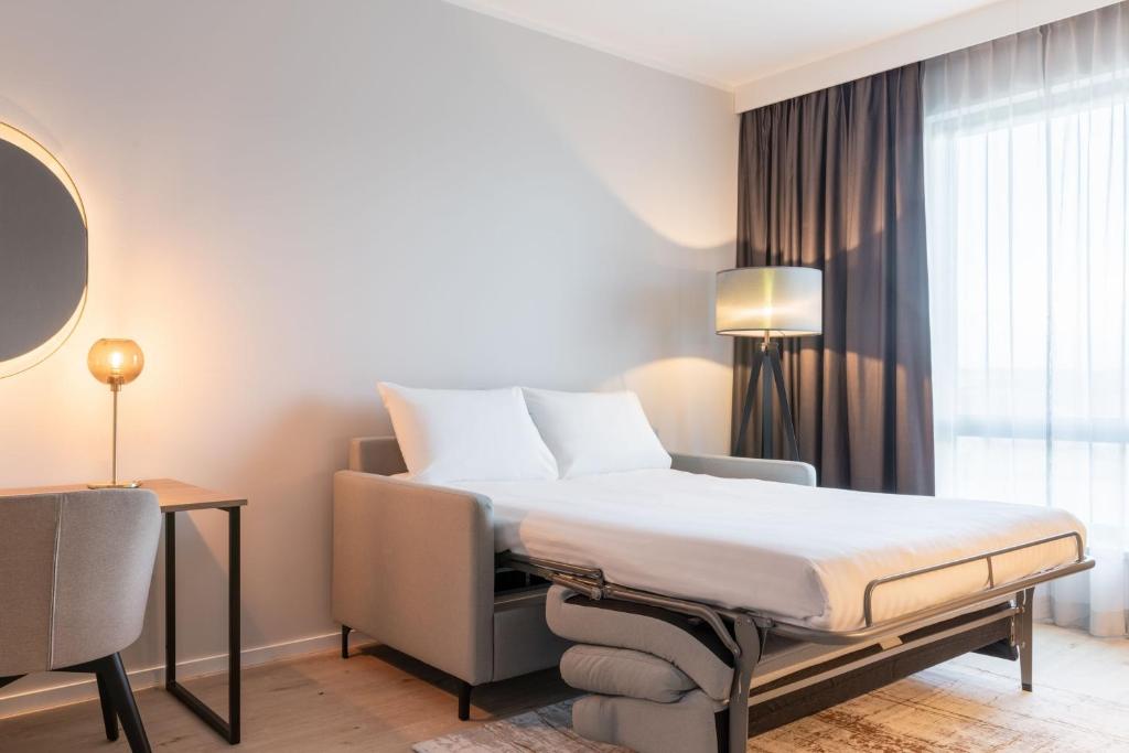 AC Hotel by Marriott Inverness - Resim 10