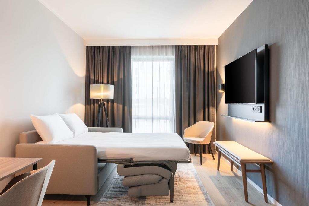 AC Hotel by Marriott Inverness - Resim 13