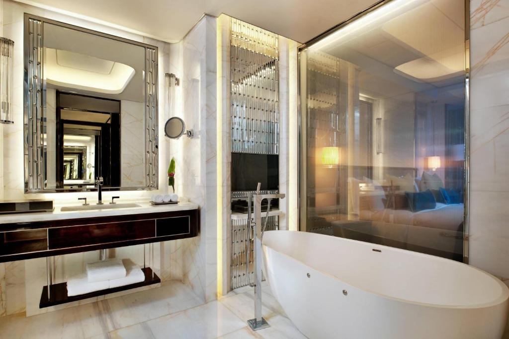 Koupelna v ubytování The St. Regis Shenzhen