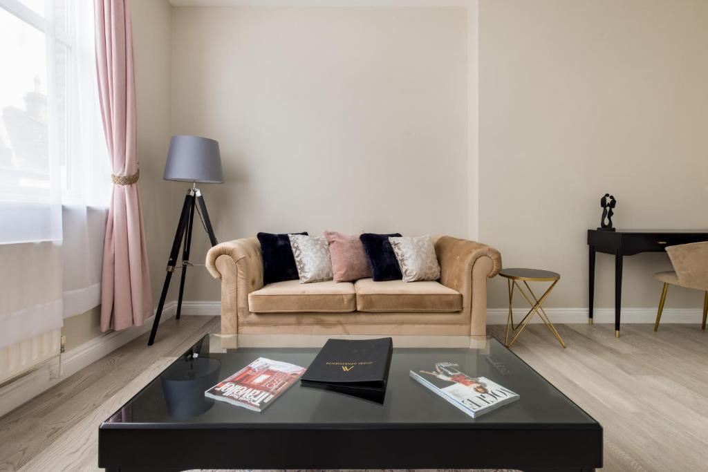 Avari Apartments Hatton Collection, London Updated 2023 Prices
