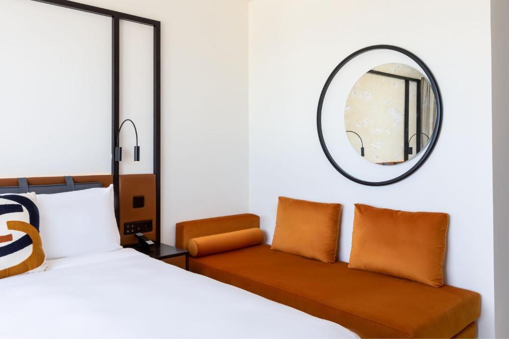 Hotel Riomar, Ibiza, a Tribute Portfolio Hotel - Premier Queen Room With Sea View