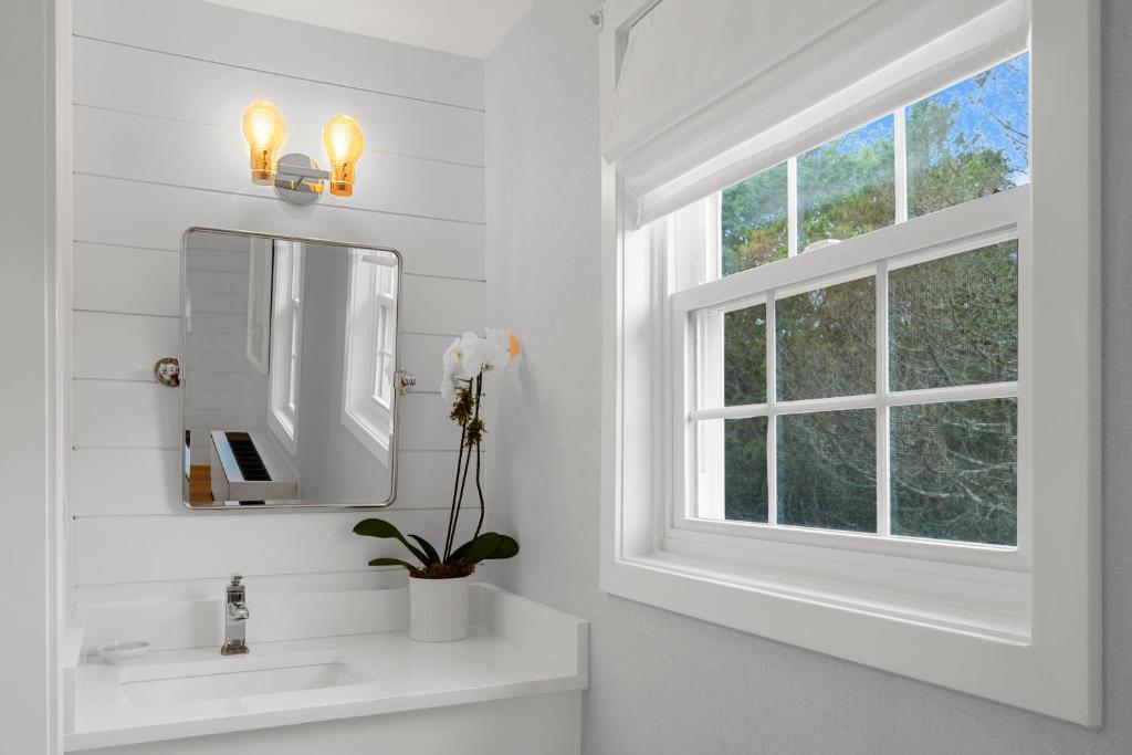 Nantucket Inn photo