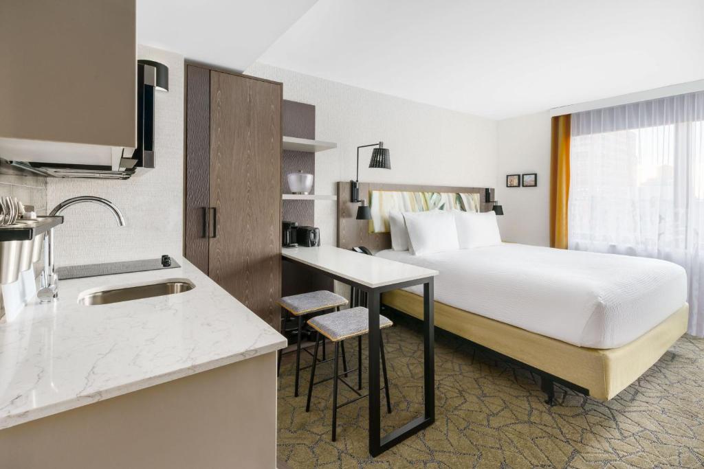 TownePlace Suites by Marriott New York Manhattan/Chelsea - King Studio With Kitchenette