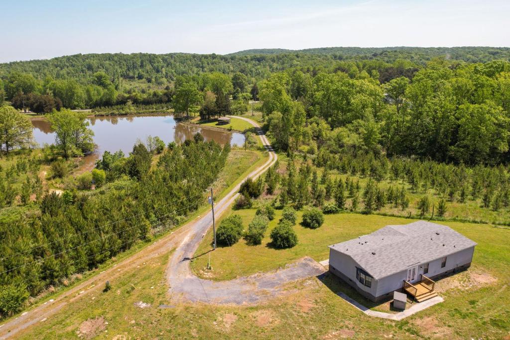 Holiday home Quaint Asheboro Home about 1 Mi to North Carolina Zoo