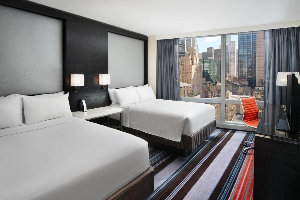 Courtyard by Marriott New York Manhattan/Central Park - Double Room With Two Double Beds