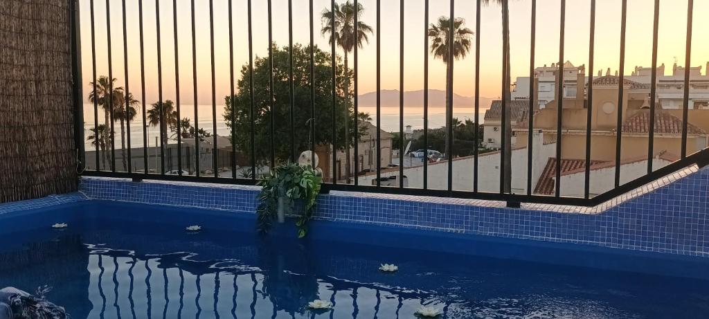 Paraíso a la orilla del mar, Torre de Benagalbón – Precios ...