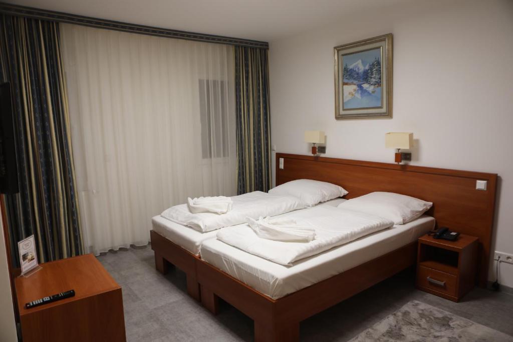 M-A-S-Hotel - Resim 19