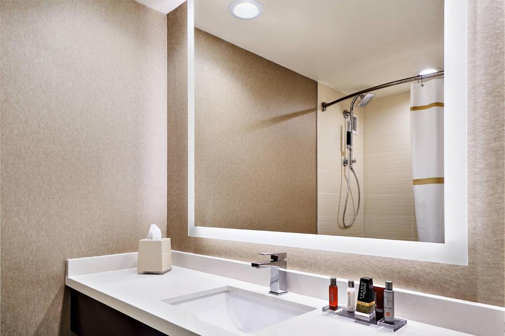Cleveland Marriott East - 