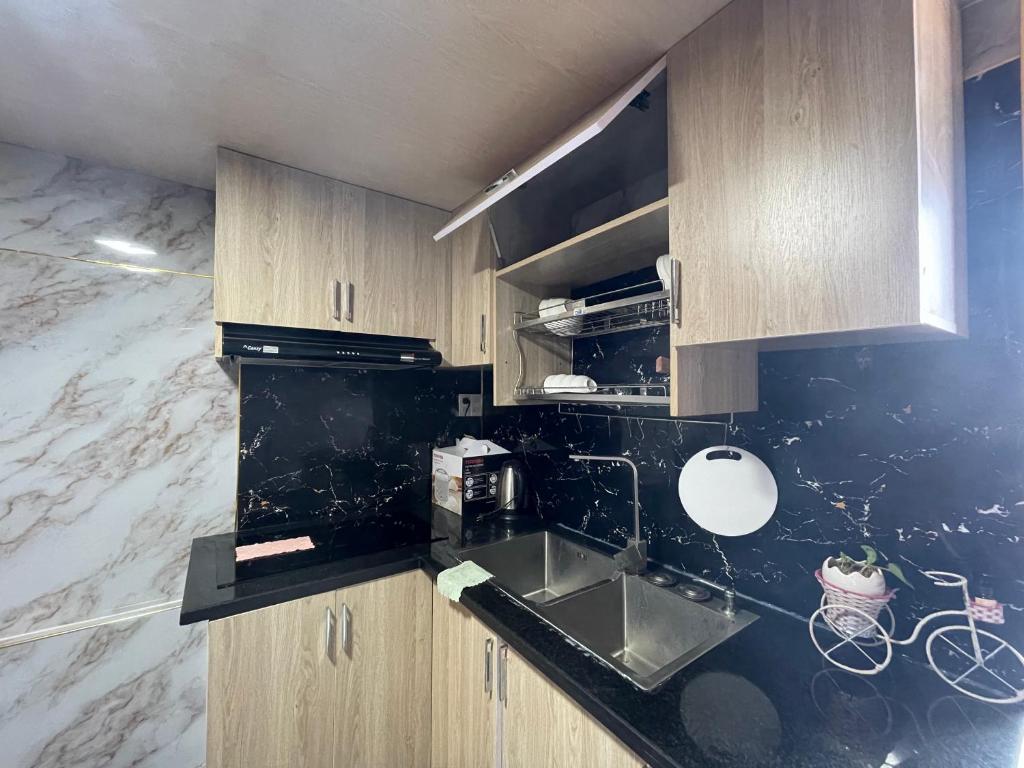 Centralhome 2 - Apartment With Shower