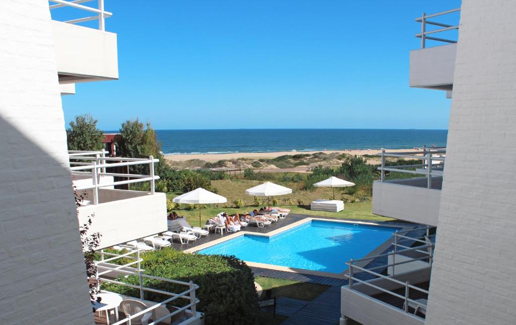 Gallery image of Hotel Las Olas Resort in Punta del Este
