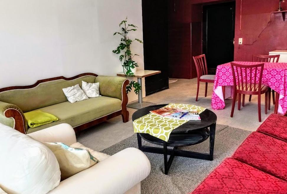 Istumisnurk majutusasutuses Lounge-Style-Hostel