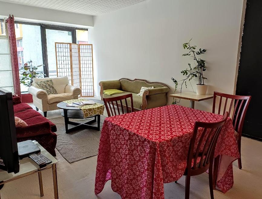 Istumisnurk majutusasutuses Lounge-Style-Hostel