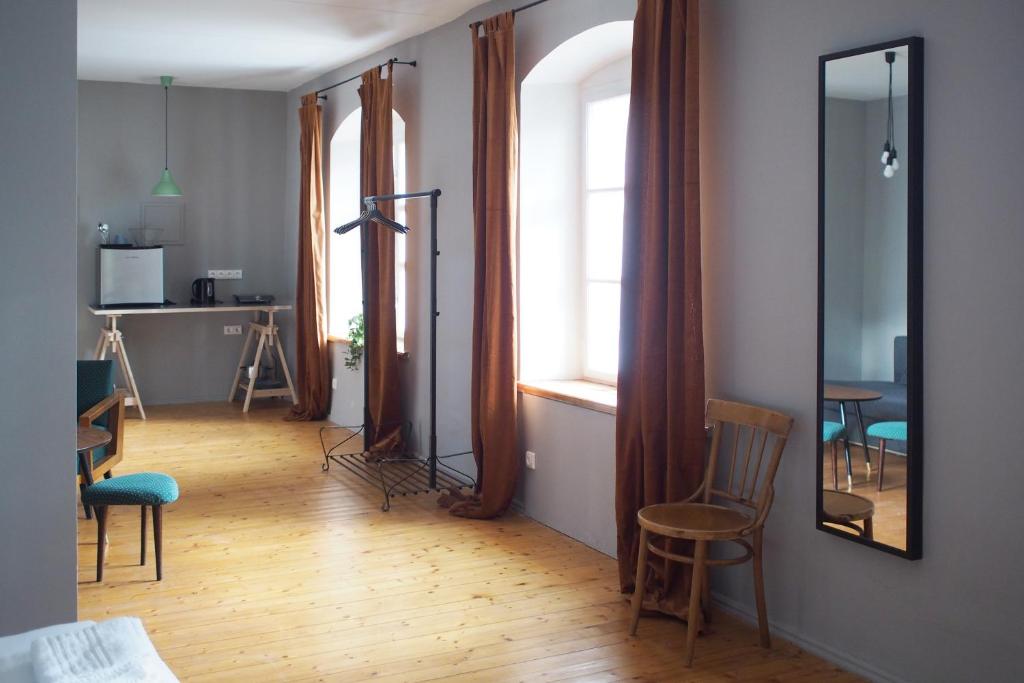 Kuchyň nebo kuchyňský kout v ubytování Bookinn B&B Welcome to Vilnius' Old Town