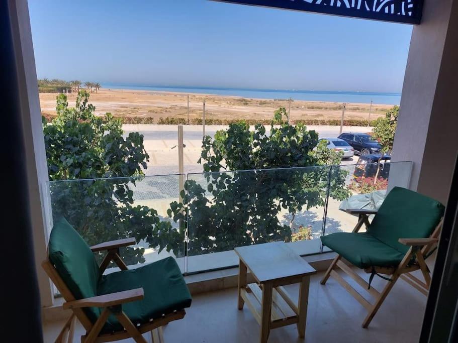 Mangroovy – 1BR Breathtaking Sea and kite view