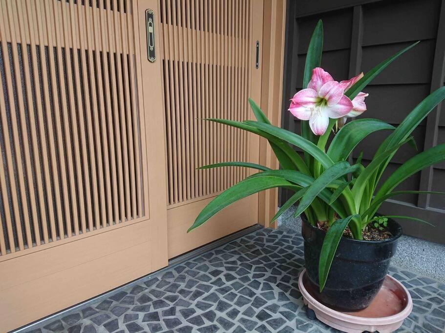 Fotografie z fotogalerie ubytování 農家のお宿三左衛門邸 別館 1日1組一棟貸切 v destinaci Takashima