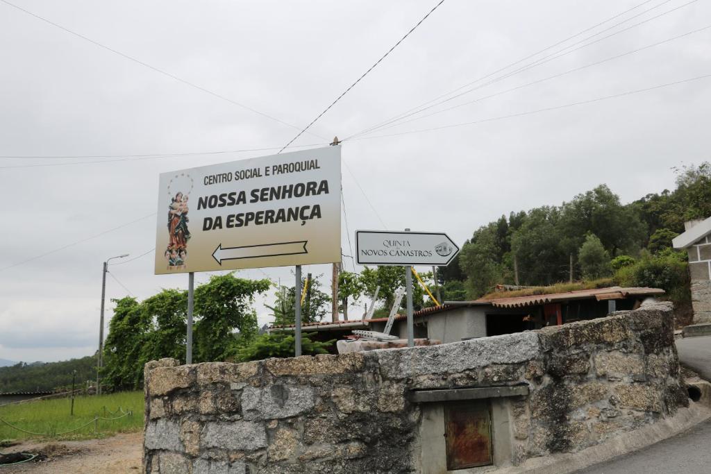 Příroda nedaleko venkovského domu
