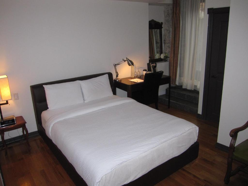 Hotel Épik Montréal - Queen Room - Ground Floor
