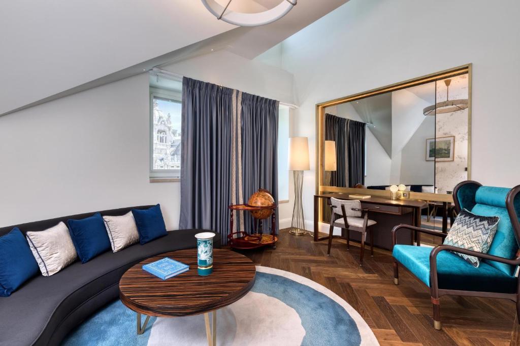 Posedenie v ubytovaní Matild Palace, a Luxury Collection Hotel
