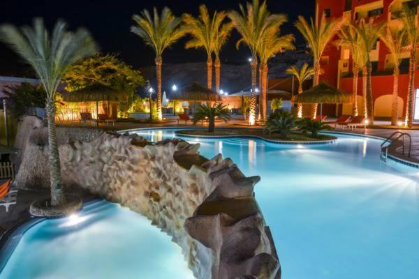 Sun & Sea Hotel