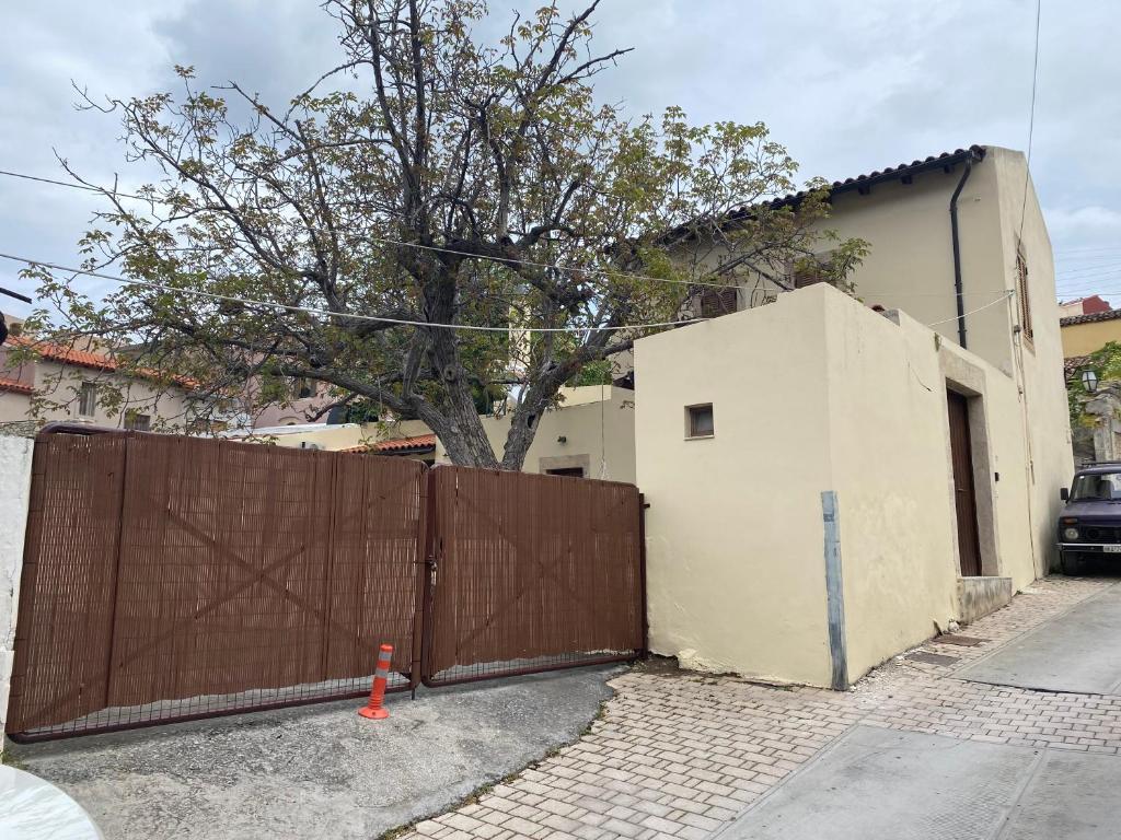Budova, kde se vila nachází