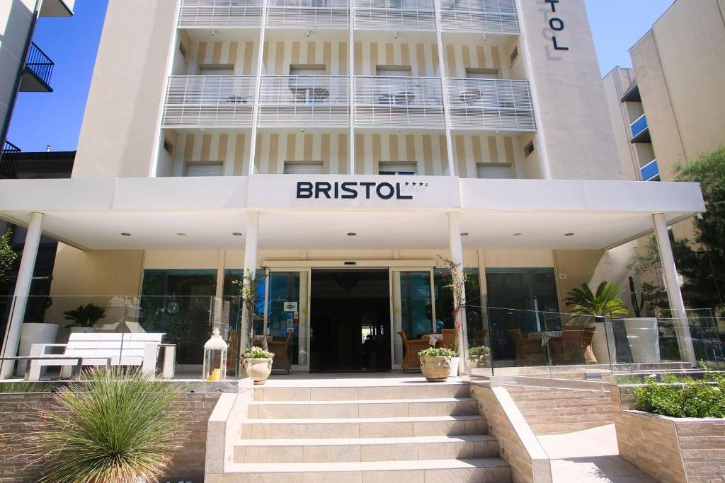 Exteriér nebo vchod ubytování Hotel Bristol