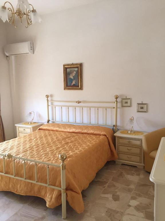B&B ANNA - Habitación Doble Con Baño Privado
