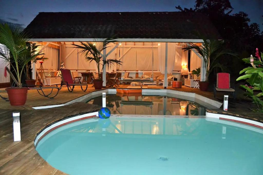Πισίνα στο ή κοντά στο Nathylodge