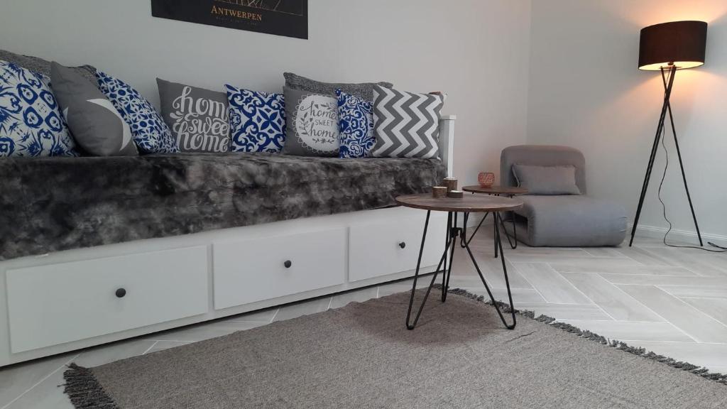 Suite city center in quiet street & airco - Penthouse Apartment