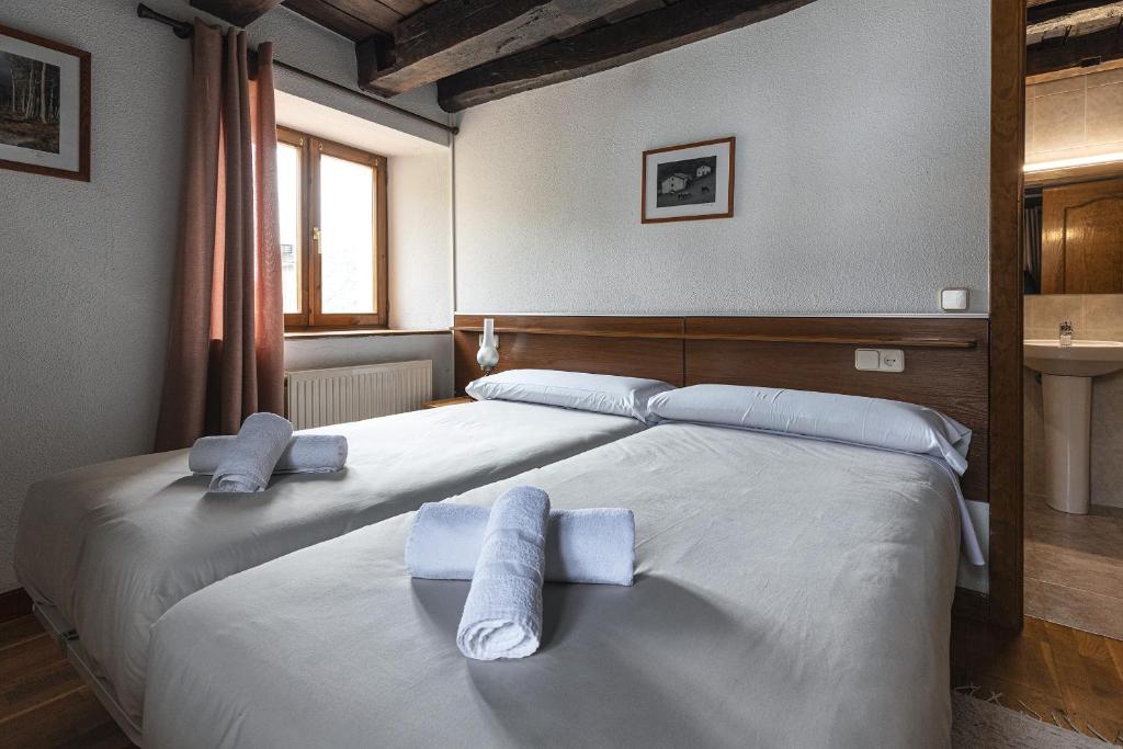 Hostal Etxeberri Booking}