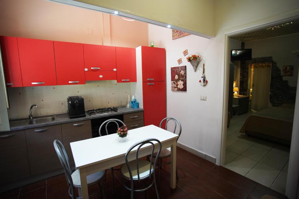 Η κουζίνα ή μικρή κουζίνα στο Apartment Golden Dreams