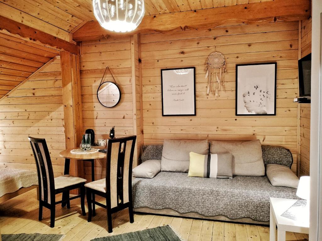 Pokoje i Domki Na Szlaku - Habitación Cuádruple