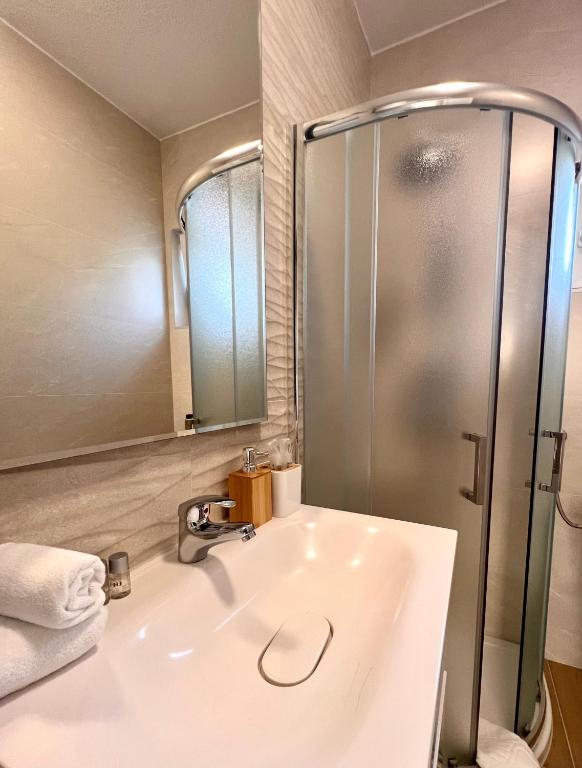 Apartments Pera - 17