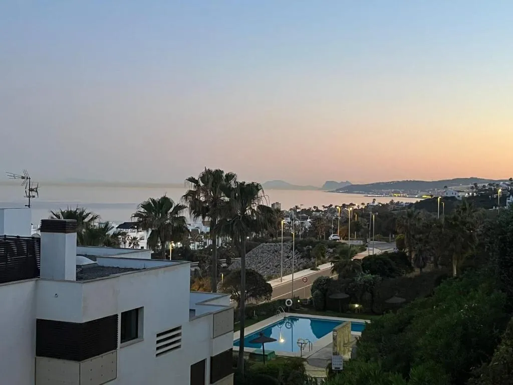 Camarate-golf sea views