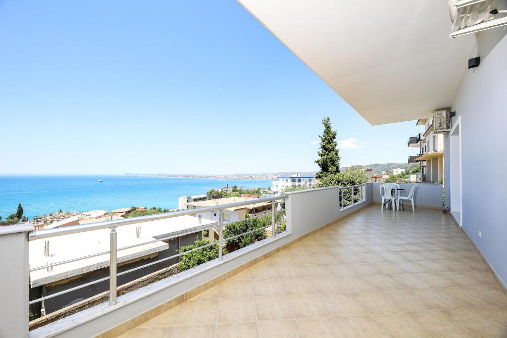 Villa Luisanna Free Parking - Image 4