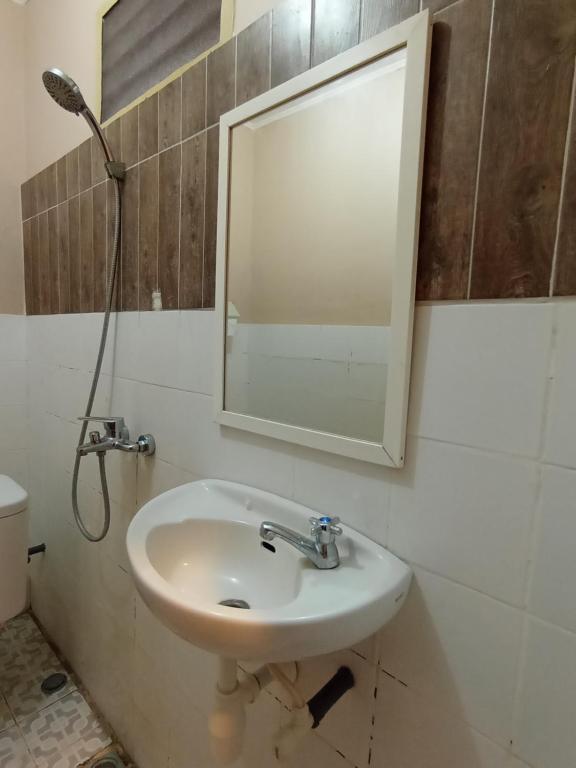 Koupelna v ubytování Lita Homestay