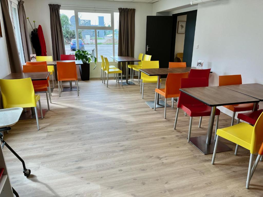 Posezení v ubytování Première Classe Troyes Sud - Buchères