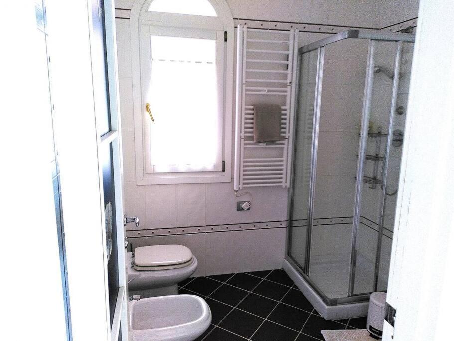 Koupelna v ubytování Casa Su Soli Sardu II - Sea View