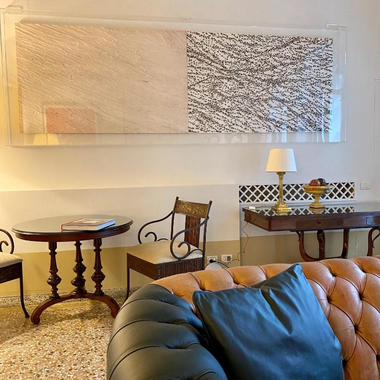 Posezení v ubytování Albergo Pietrasanta