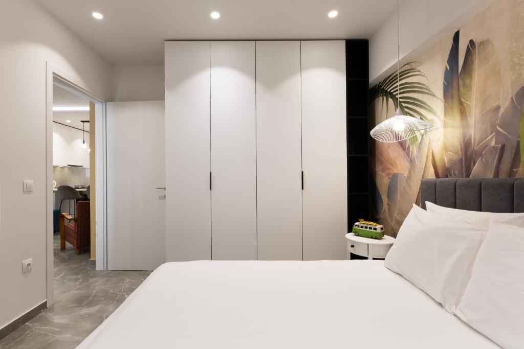 The Caravan Apartments - 10