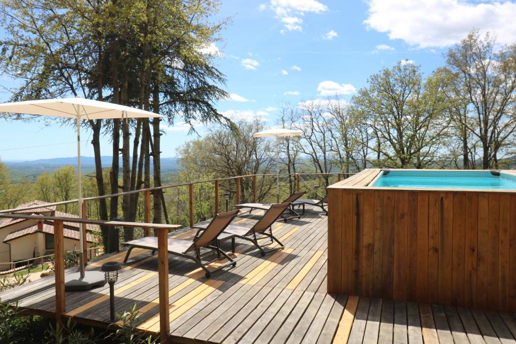 Příroda nedaleko luxury tent